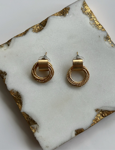 ROPE KNOT STUDS