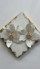 WHITE ORCHID LUXE